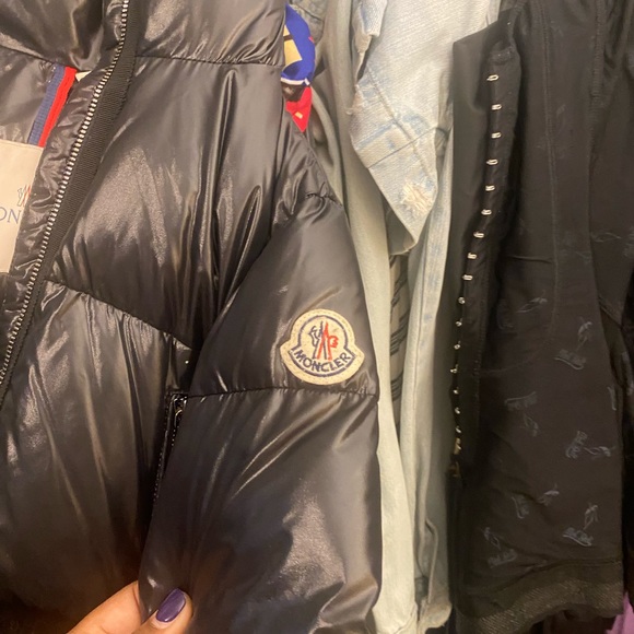 Kids girls Moncler Goose 💯% Authentic - Picture 2 of 4